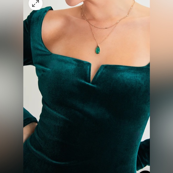 NWT Lulus Velvet Emerald Green Dress - Picture 4 of 7